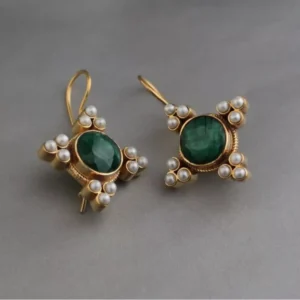Edwardian Style Earrings Green Pearl Gold Dangle Drop Vintage