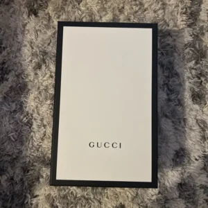 Empty Shoe Box - Gucci Gift Box with Tissue & Ribbon - 12x8x4 Black/White