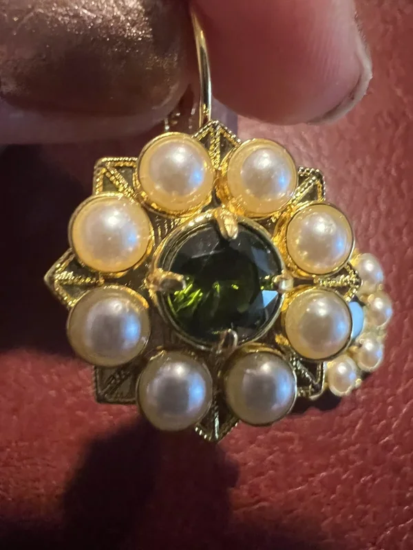 Museum Flower Earrings 18K Gold Peridot Pearl Dangle Drop Vintage Antique Art