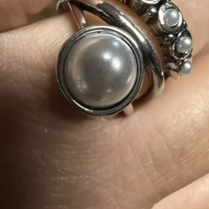 Pearl Ring Size 9 Silver Tone Bezel Boho Style Fashion Jewelry