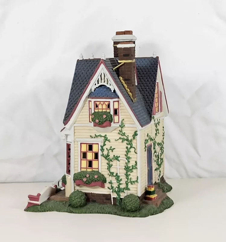Verna Mae's Boutique Gift Set Boxed - New England Village Collectible - Multicolor Ceramic